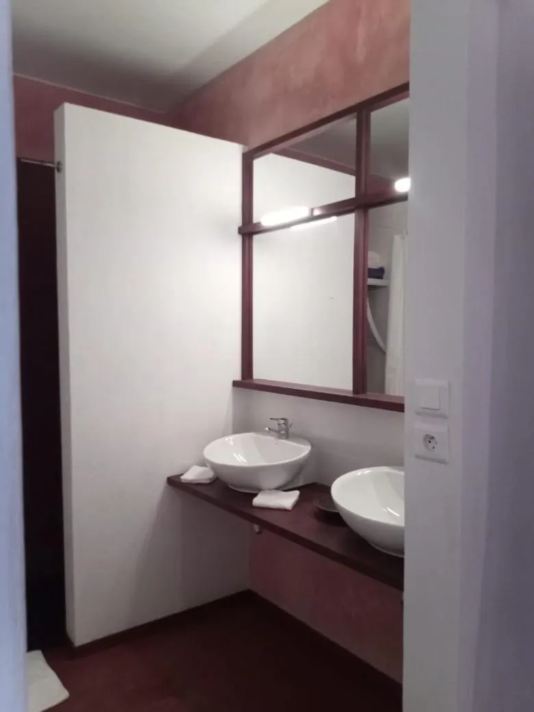Casa Azul Hotel Mindelo 0*,